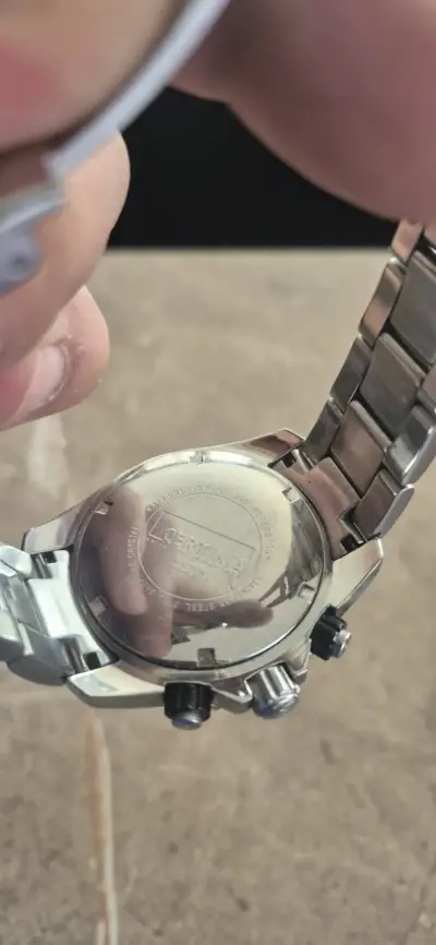 Reloj cronógrafo plateado certina - miniatura 3