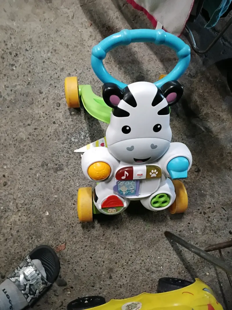 Andador infantil musical zebra