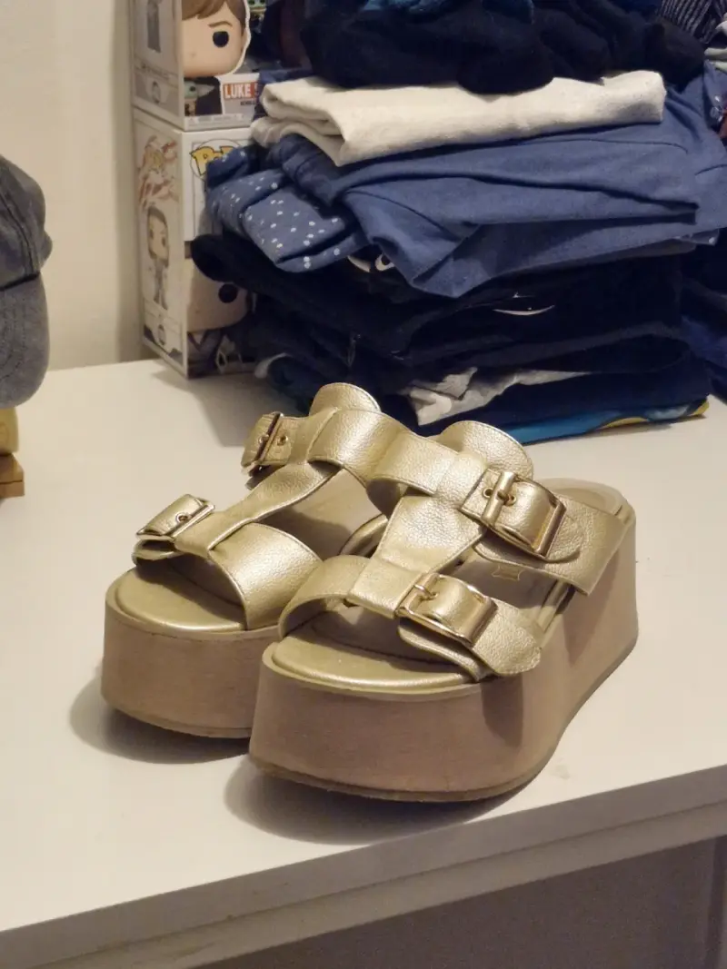 Sandalias doradas con plataforma Barbados talla 37 - 2
