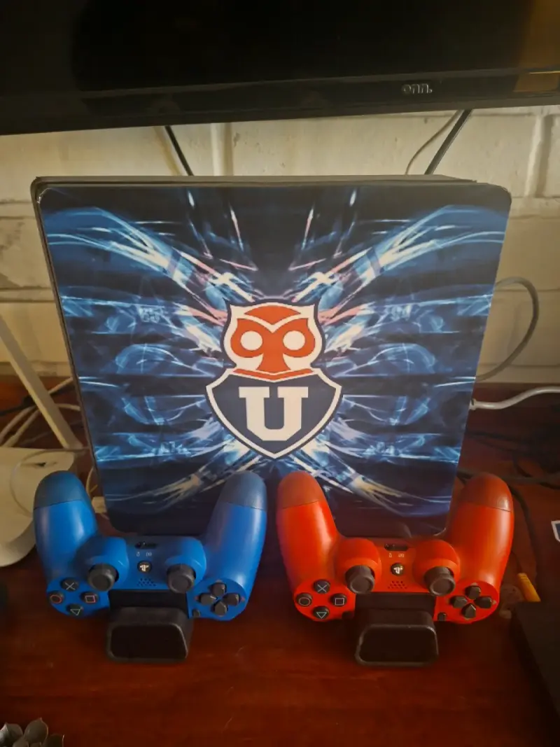 Play station 4 - 2