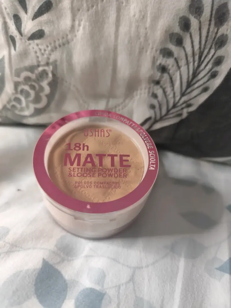 Polvo compacto Ushas 18h Matte