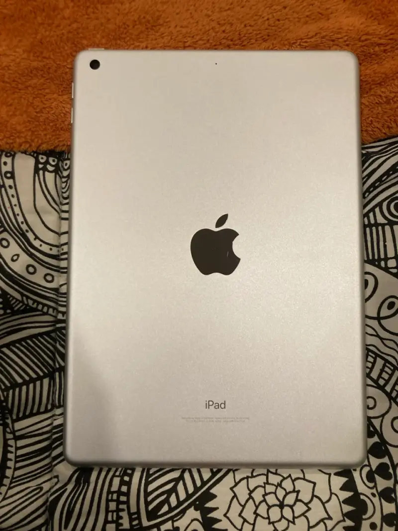 iPad 6generacion en buen estado+ Apple Pencil - 3