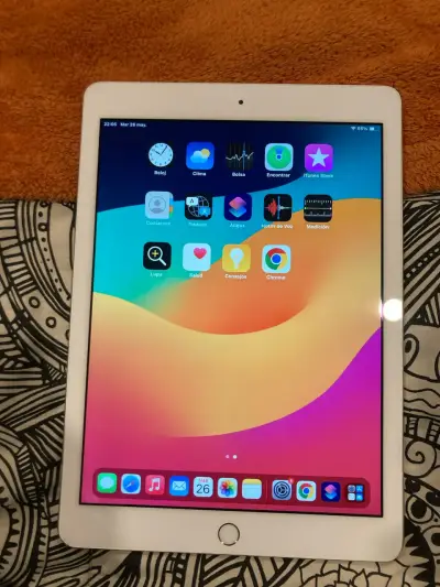 iPad 6generacion en buen estado+ Apple Pencil - miniatura 4