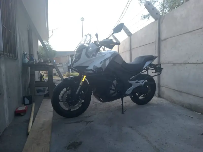 CF moto MT 650 año 2022 - 4