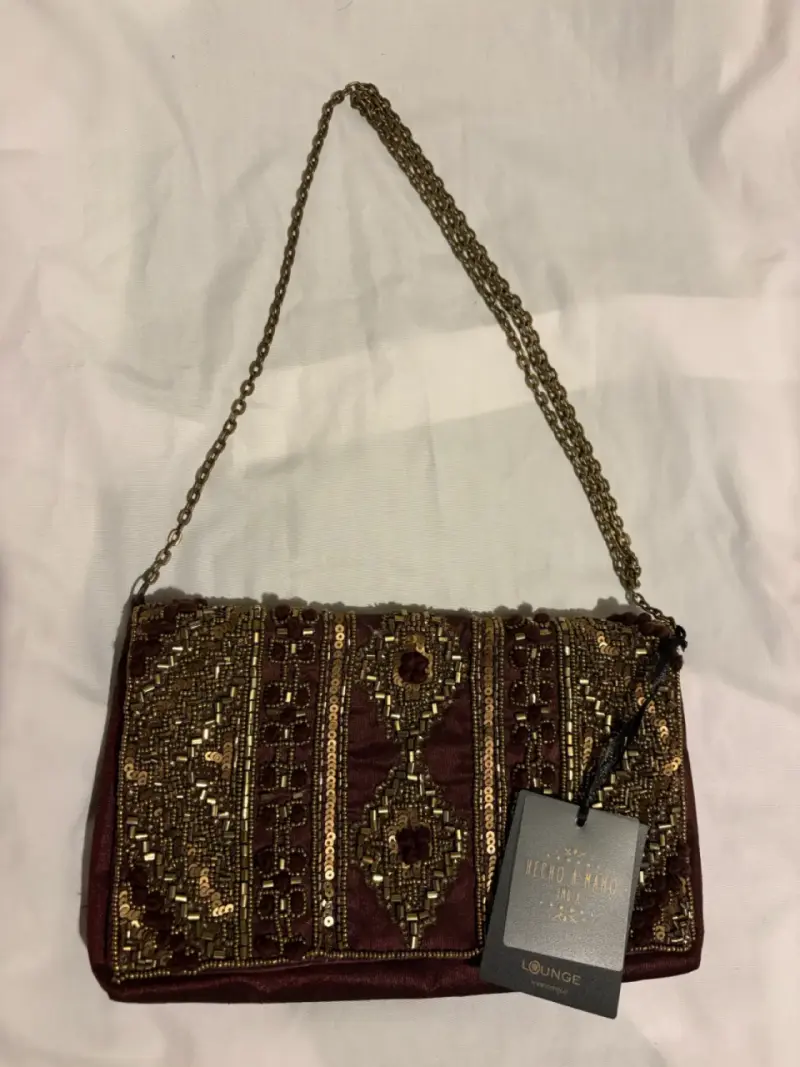 Clutch de lentejuelas doradas - 3