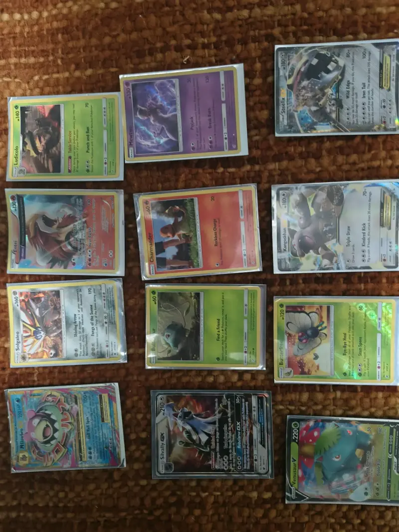 Lote cartas Pokémon - 2