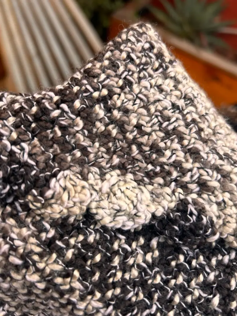 Poncho tejido a crochet - 2