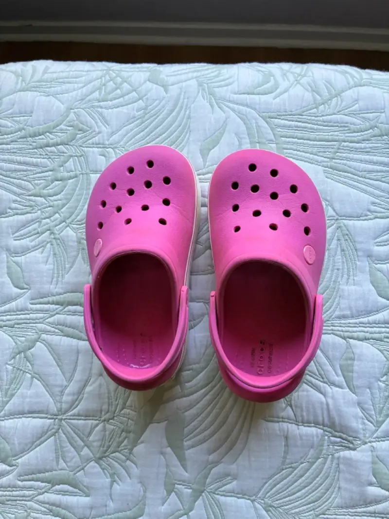 Sandalias Crocs Fucsia - 3