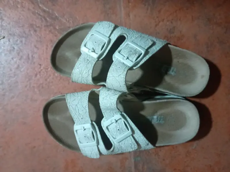 Sandalias casuales con doble hebilla - 2