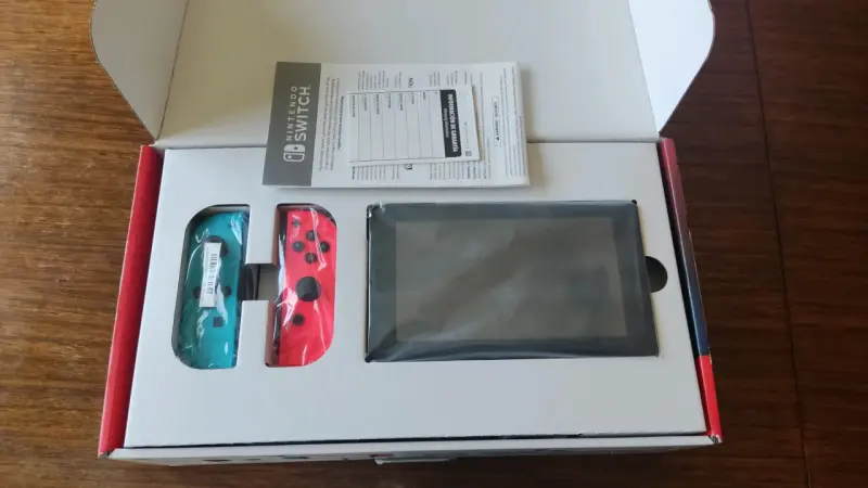 Nintendo Switch V2 - 3