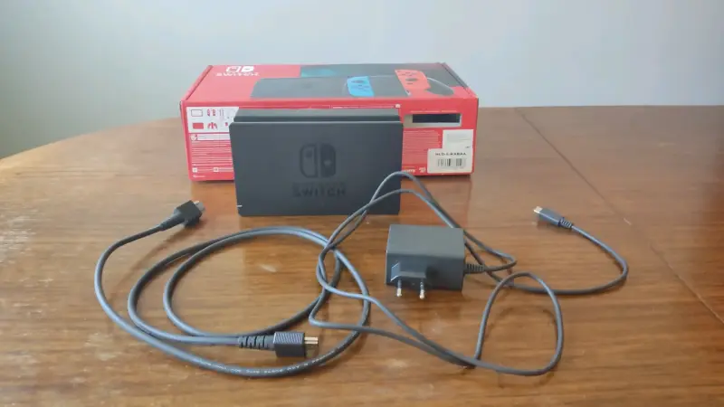 Nintendo Switch V2 - 5