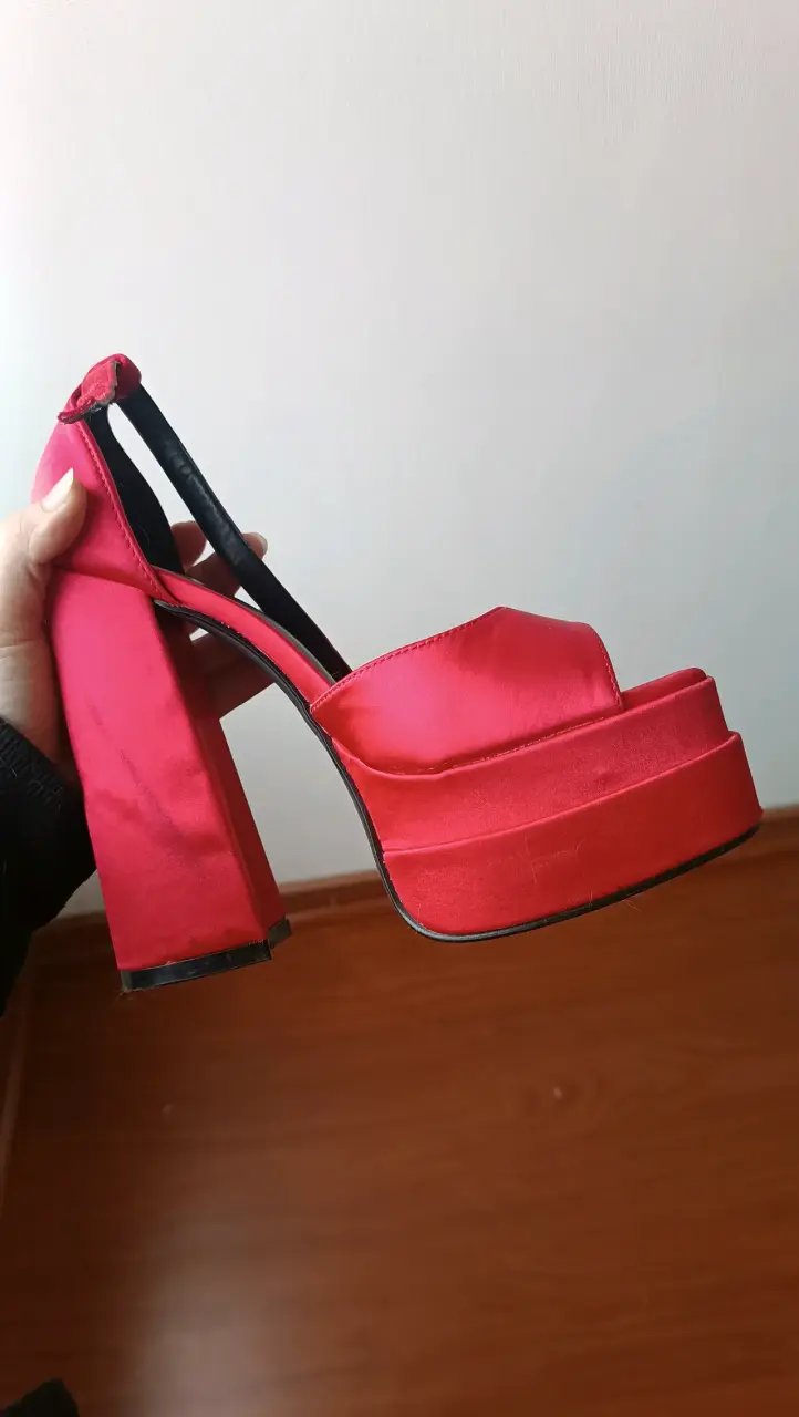 Sandalias tacón de plataforma roja - 1