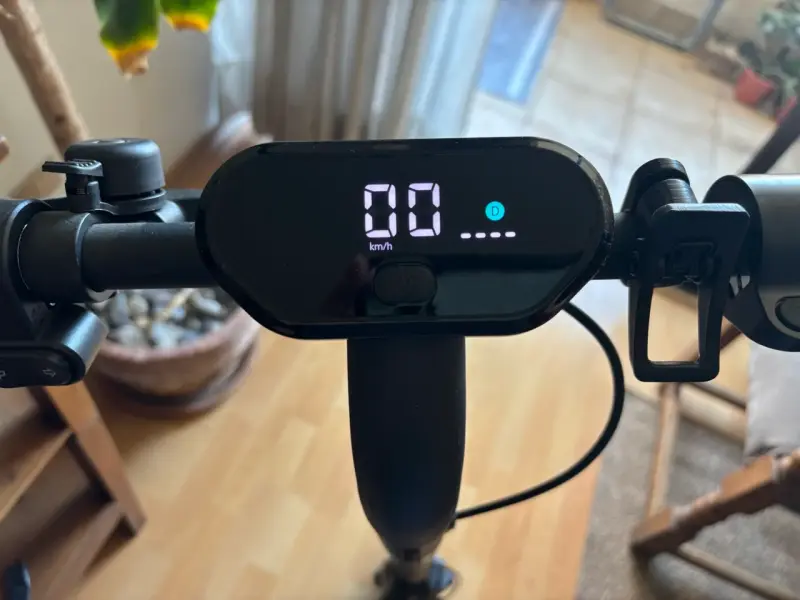 Scooter eléctrico plegable negro - 2