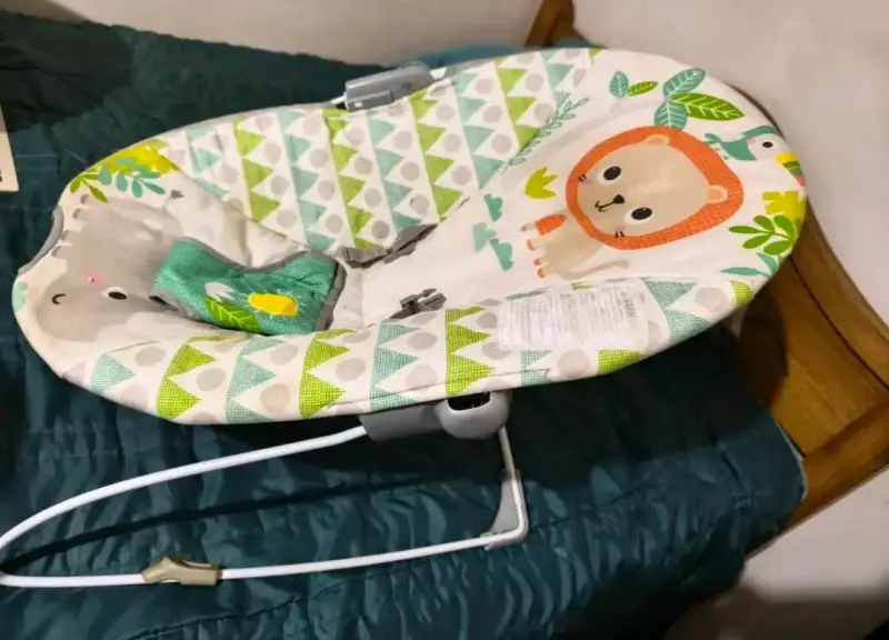 Silla mecedora para bebé