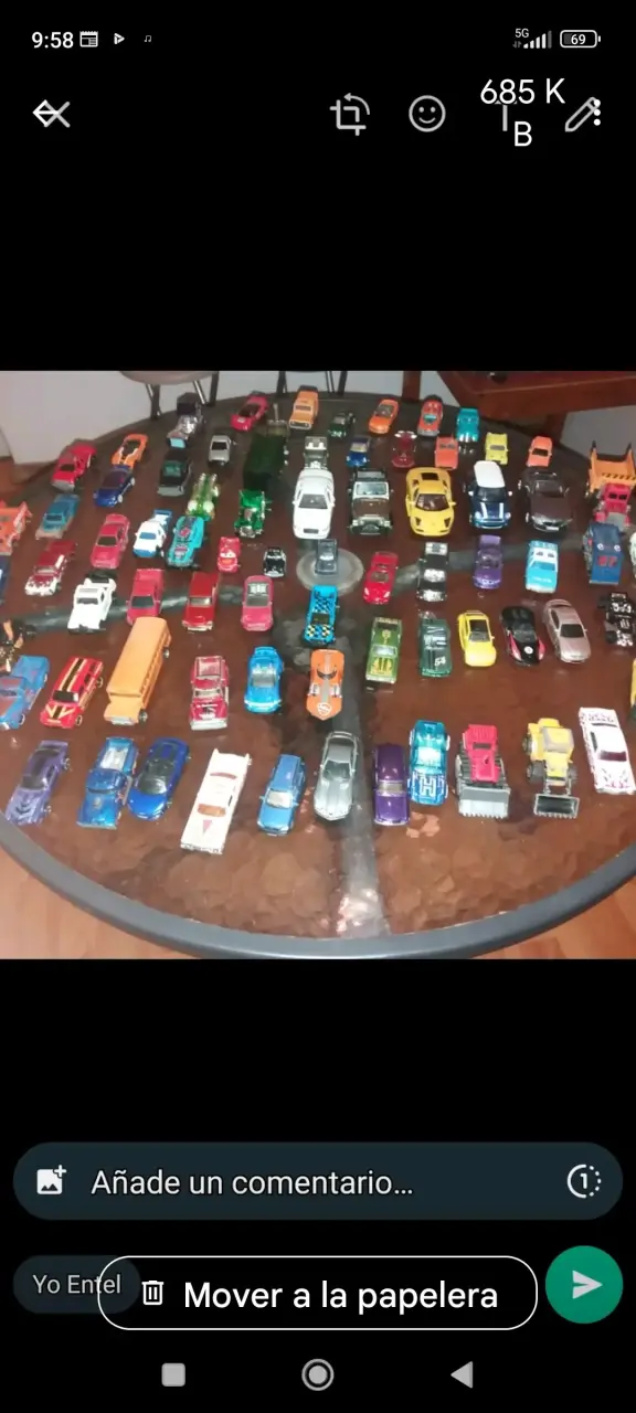 Colección de autos de juguete