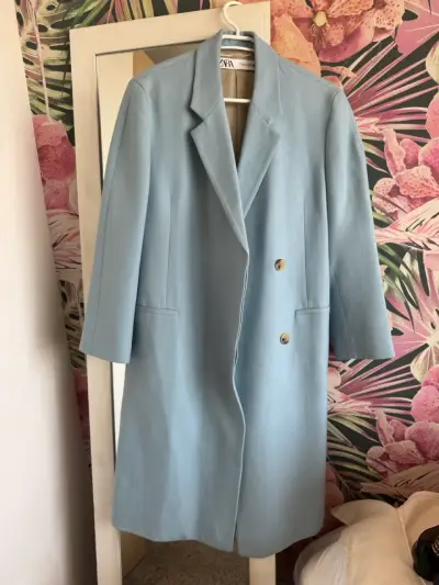 Abrigo celeste de Zara - miniatura 1