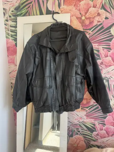 Chaqueta de cuero bomber negra - miniatura 2
