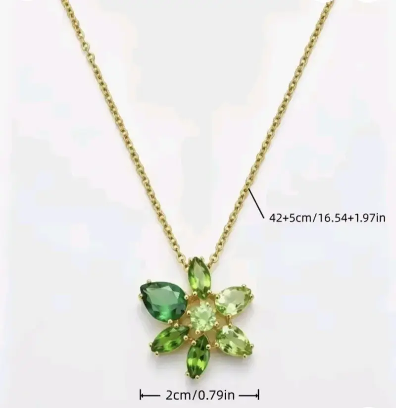 Collar dorado con dije floral - 2