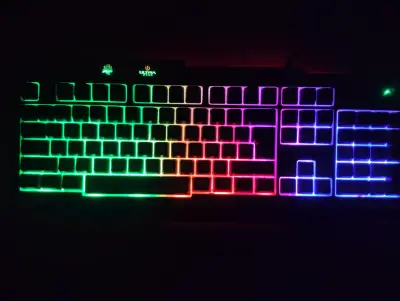 Teclado mecánico USB negro ultra storm - miniatura 5
