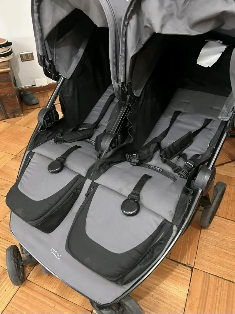 Coche doble Britax gris precio conversable - 3
