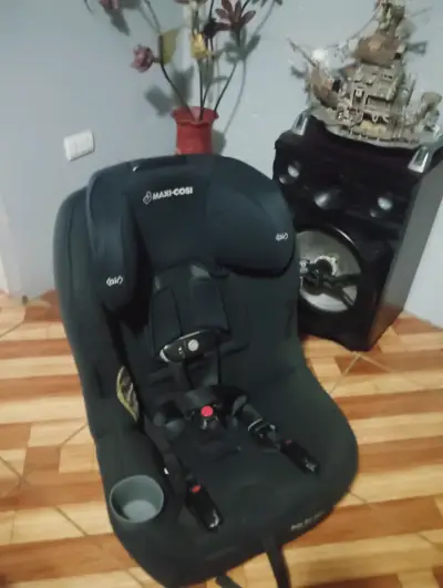 Silla de auto Maxi-Cosi negra - miniatura 3