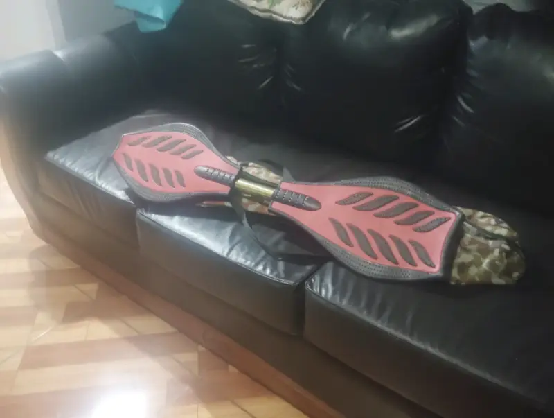 Waveboard con diseño rojo - 1