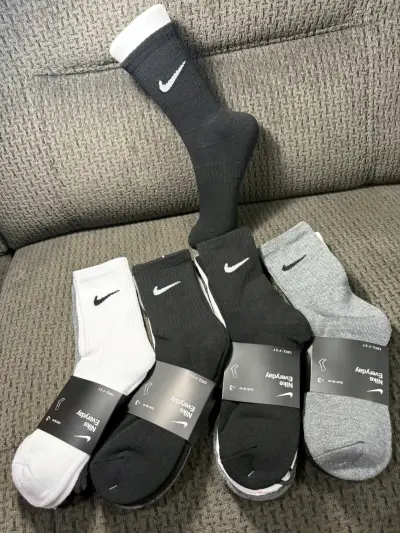 Calcetines deportivos Nike variados - miniatura 1