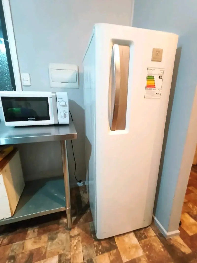 Refrigerador blanco Electrolux - 1