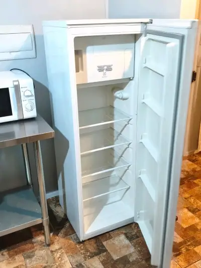 Refrigerador blanco Electrolux - miniatura 2