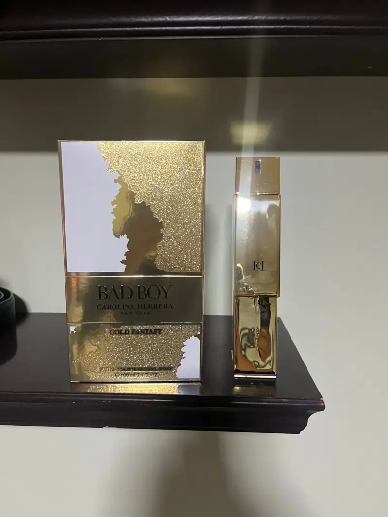 Perfume Bad Boy Gold Fantasy 100 ml - 1