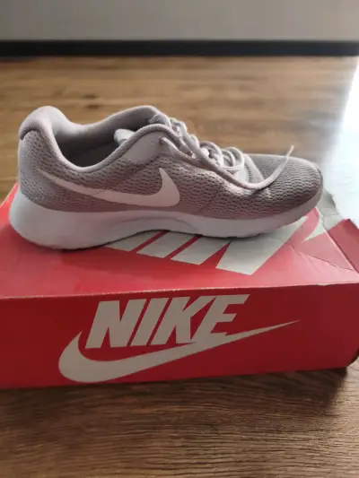 Zapatillas Nike talla 39 - miniatura 3