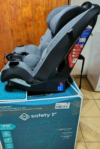 Silla de auto convertible Safety 1st - miniatura 2