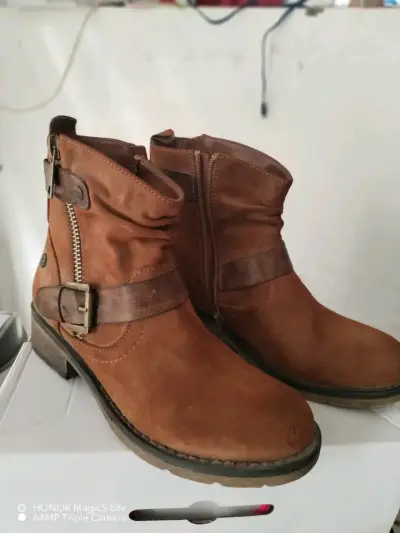 Botines marrones con cierre metálico - miniatura 2