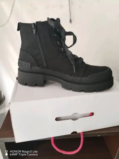 Botines negros con plataforma - miniatura 1