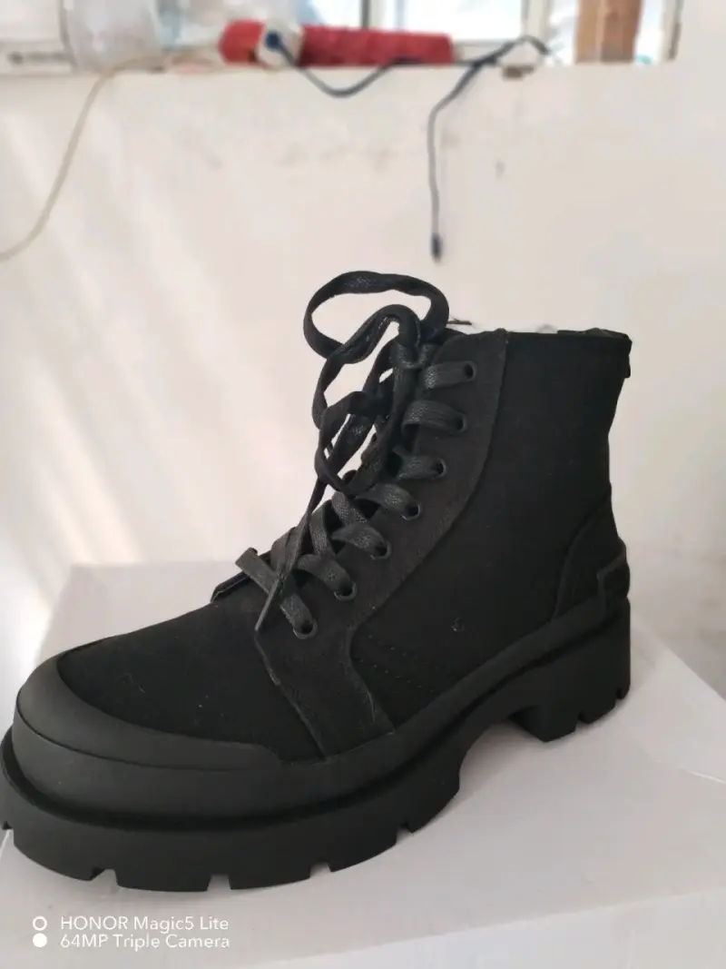 Botines negros con plataforma - 2