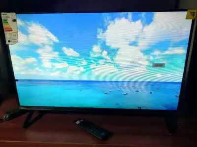 Smart TV 32  pulgadas android todas las apliciones - miniatura 4