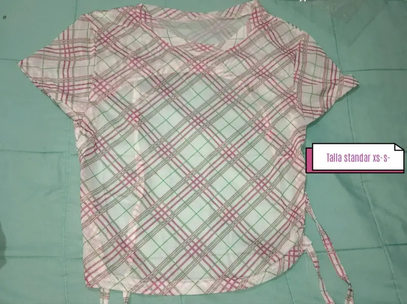 8 Poleras crop nuevas - 5