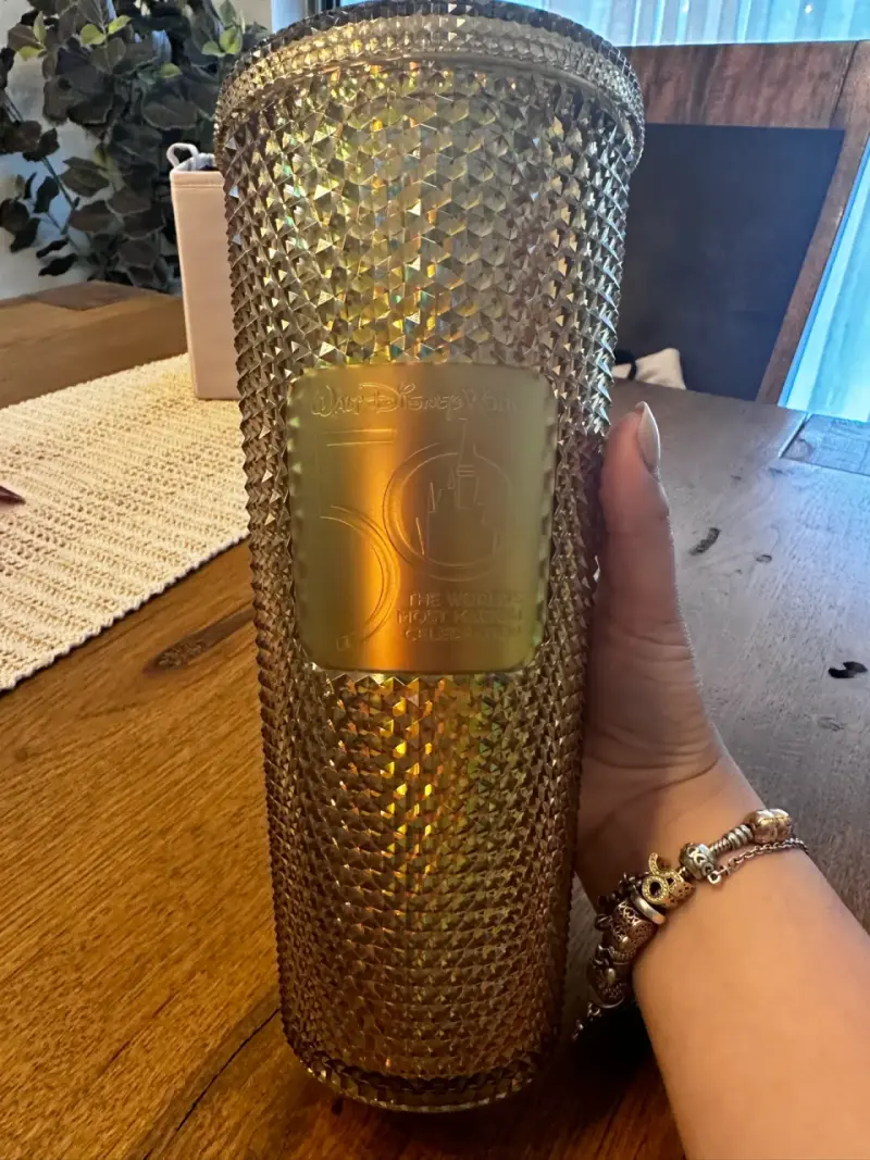 Vaso Starbucks 50 años Walt Disney - 3