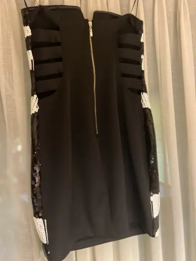 Vestido lentejuelas blanco y negro - miniatura 3