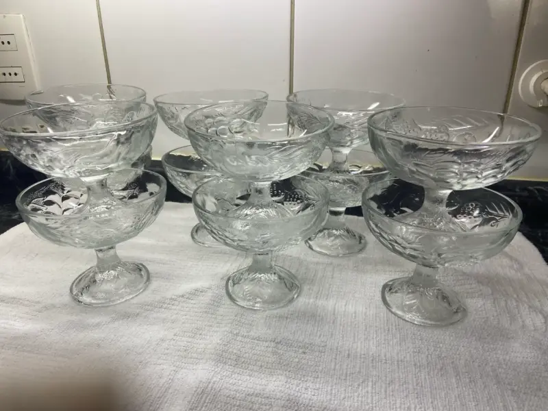 Set de copas de vidrio talladas - 1