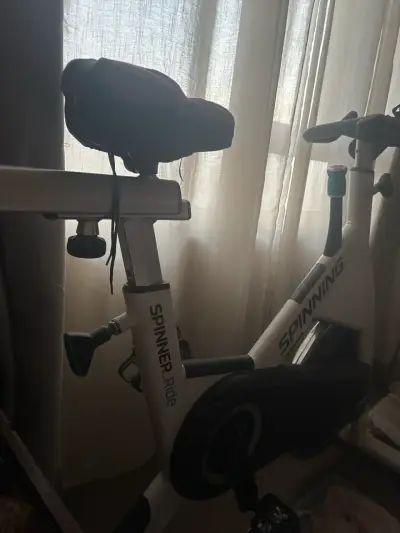 Bicicleta estática Spinner Ride - miniatura 2