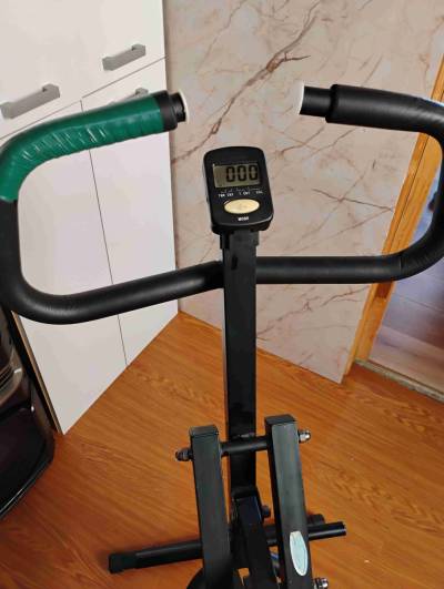 Bicicleta de ejercicio BODYTONE - miniatura 3