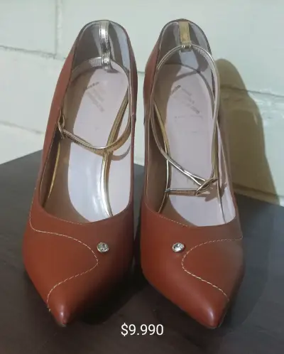 Zapatos de tacón marrones - miniatura 1
