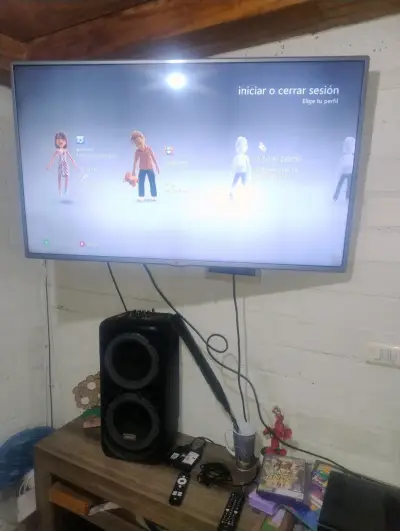 Consola Xbox 360 con Kinect y juego - miniatura 3