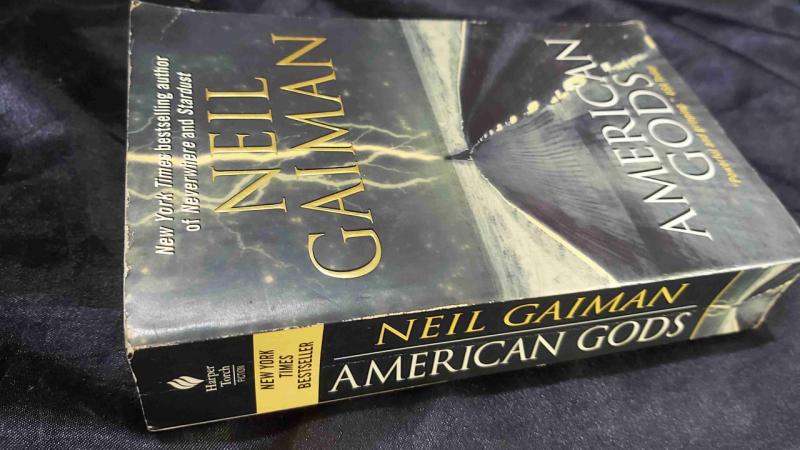 Libro American Gods de Neil Gaiman (inglés) - 3