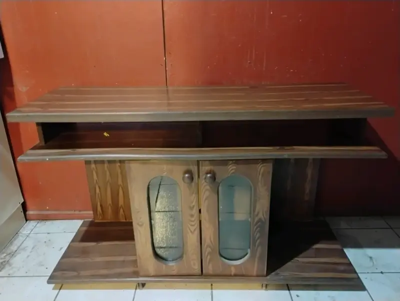 Mueble de TV de madera - 1
