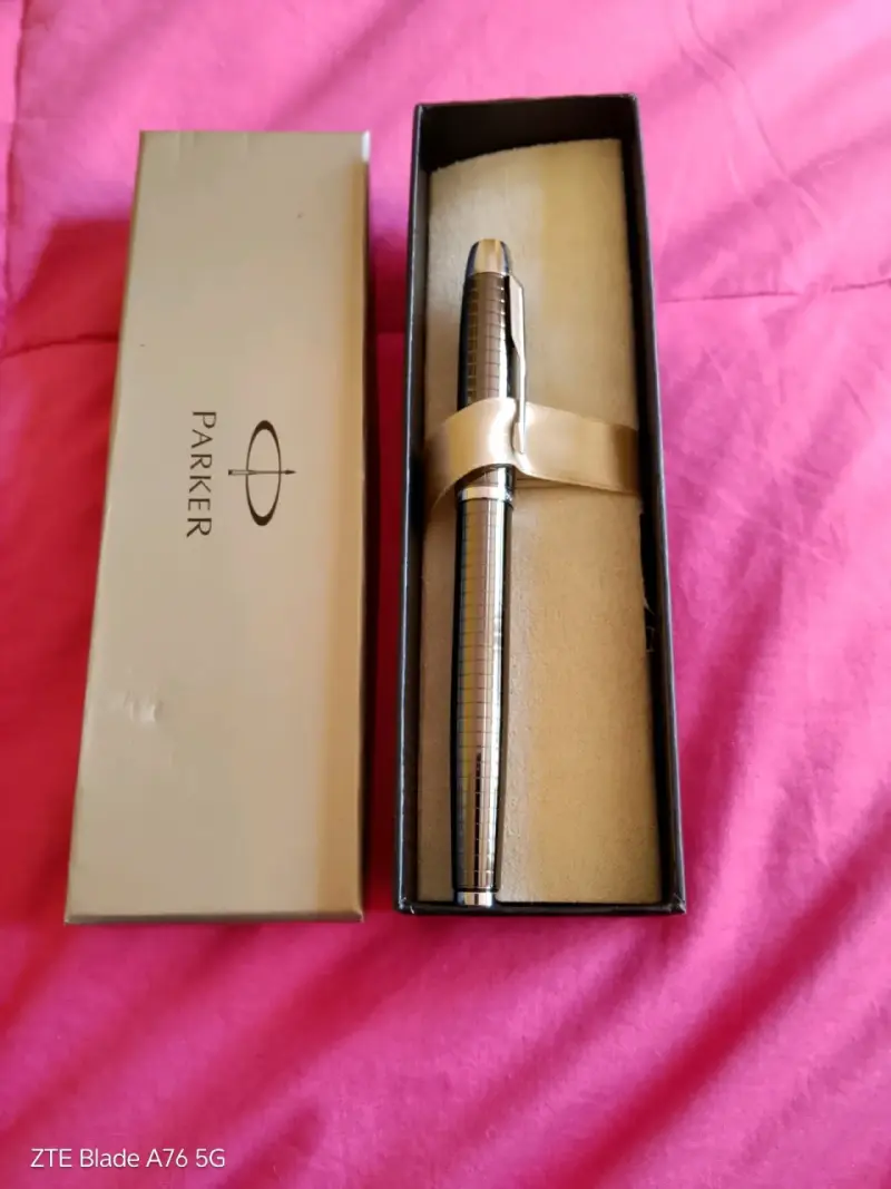 Pluma Parker en caja original - 1
