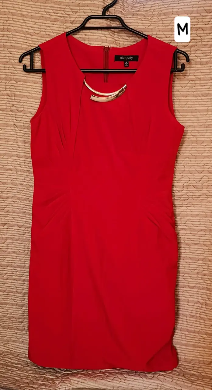 Vestido rojo sin mangas