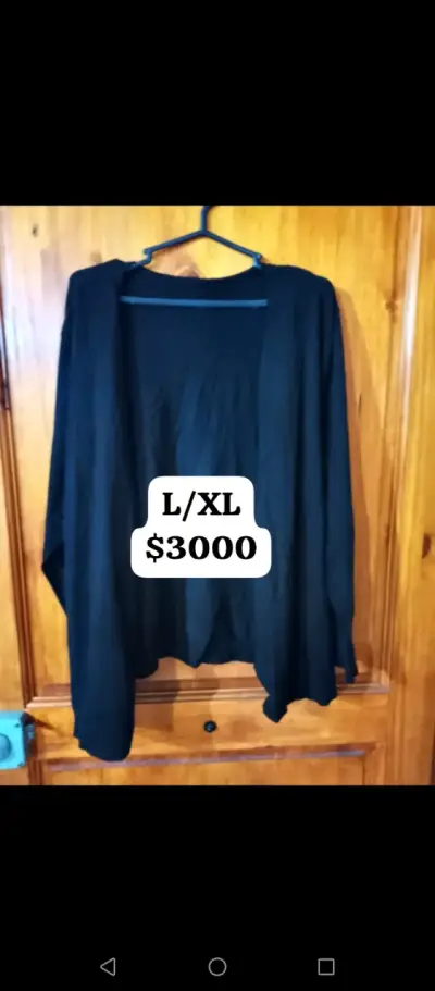 Vestido negro de manga larga - miniatura 6