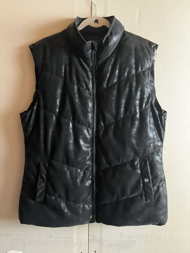 Chaqueta sin mangas negro acolchado - 1